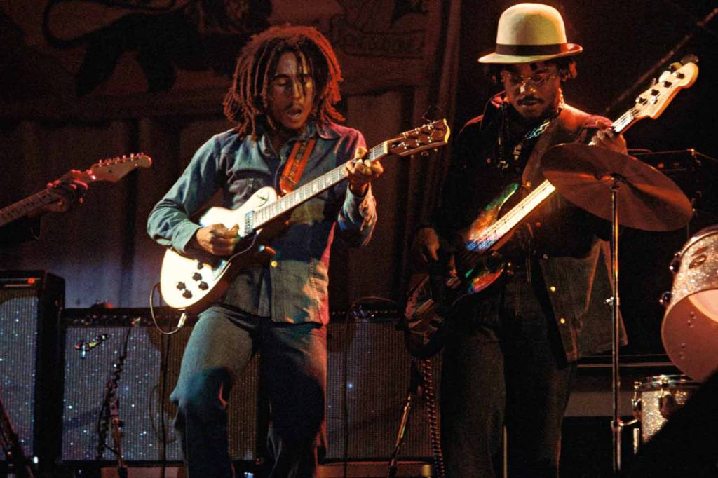 GettyImages-85044664.jpg EM AÇÃO - À frente do The Wailers: formação original da banda marcou época