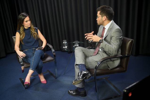 O deputado federal e pré-candidato à prefeitura de São Paulo, Kim Kataguiri, durante entrevista para a jornalista e apresentadora, Marcela Rahal, no programa "Amarelas On Air", de Veja O deputado federal e pré-candidato à prefeitura de São Paulo, Kim Kataguiri, durante entrevista para a jornalista e apresentadora, Marcela Rahal, no programa "Amarelas On Air", de Veja