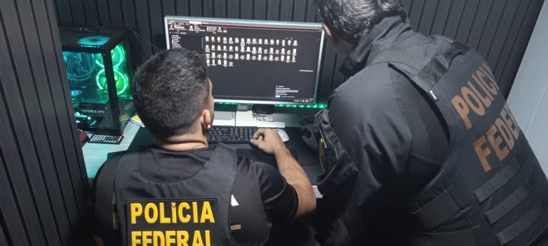 PF de Manaus faz operação para investigar deepfake contra prefeito