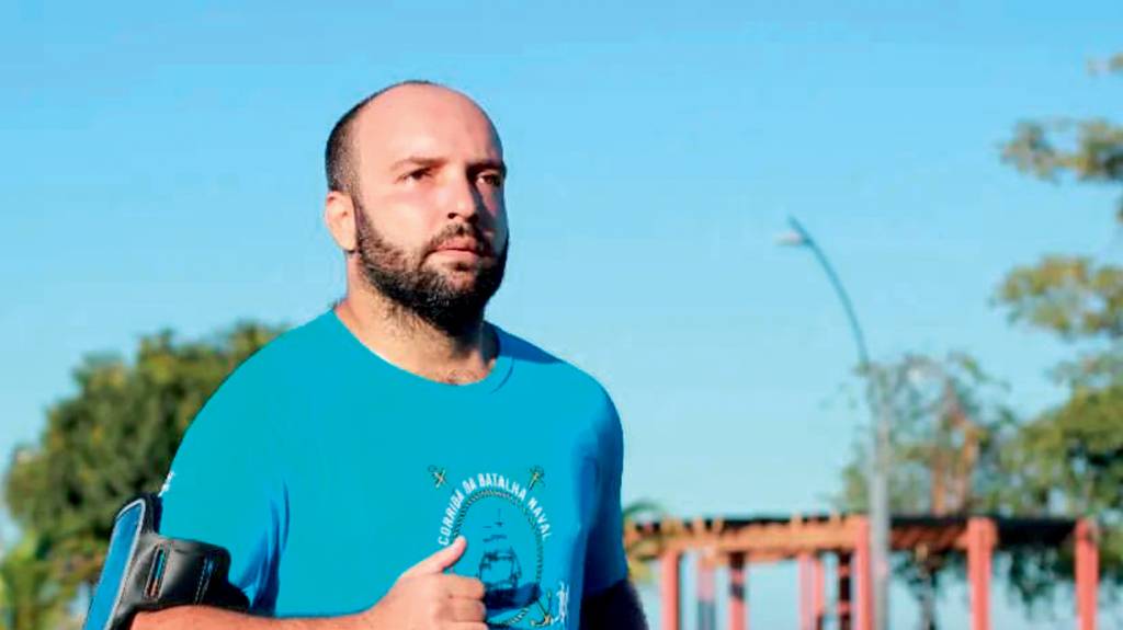 PERSONAGEM 2 DUPLA Felipe-Damasceno2.jpg TÁTICA DO MEDO - Em meio a uma crise por abuso de cocaína, o antropólogo Felipe Damasceno, 35 anos, se internou em uma comunidade de Belém. “Os terapeutas ficavam gritando para nos desestabilizar”, diz ele, que decidiu sair de lá
