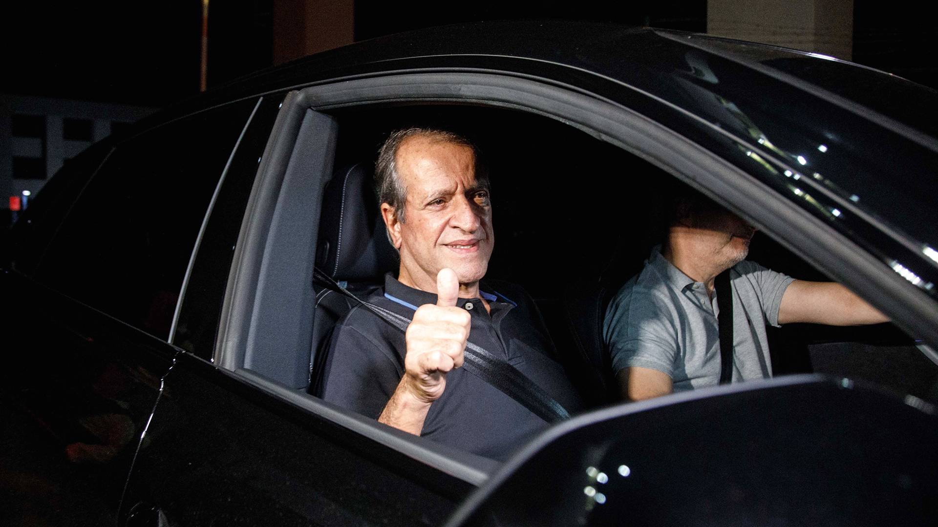 “JOINHA”? - O dirigente na saída da prisão em Brasília: “Foi bem, foi tranquilo”