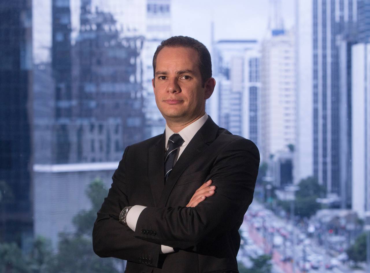 Bradesco diz que Brasil corre risco de entrar em recessão já em 2025
