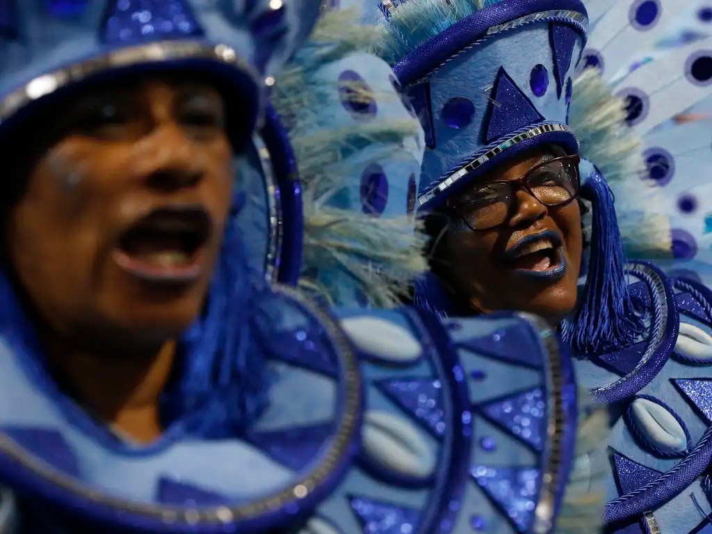 Liesa não punirá Portela por obra exibida sem autorização de artista