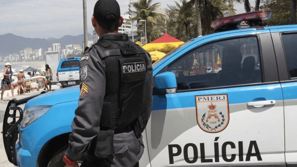 Perseguição policial e ataque a tiros marcam a madrugada na Barra da Tijuca