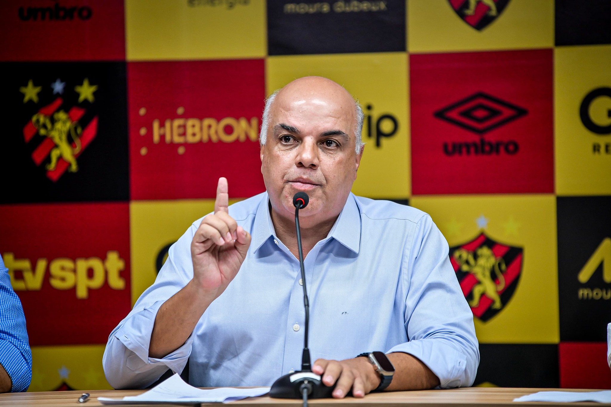 Presidente do Sport discute violência no futebol com governo Lula e STJ