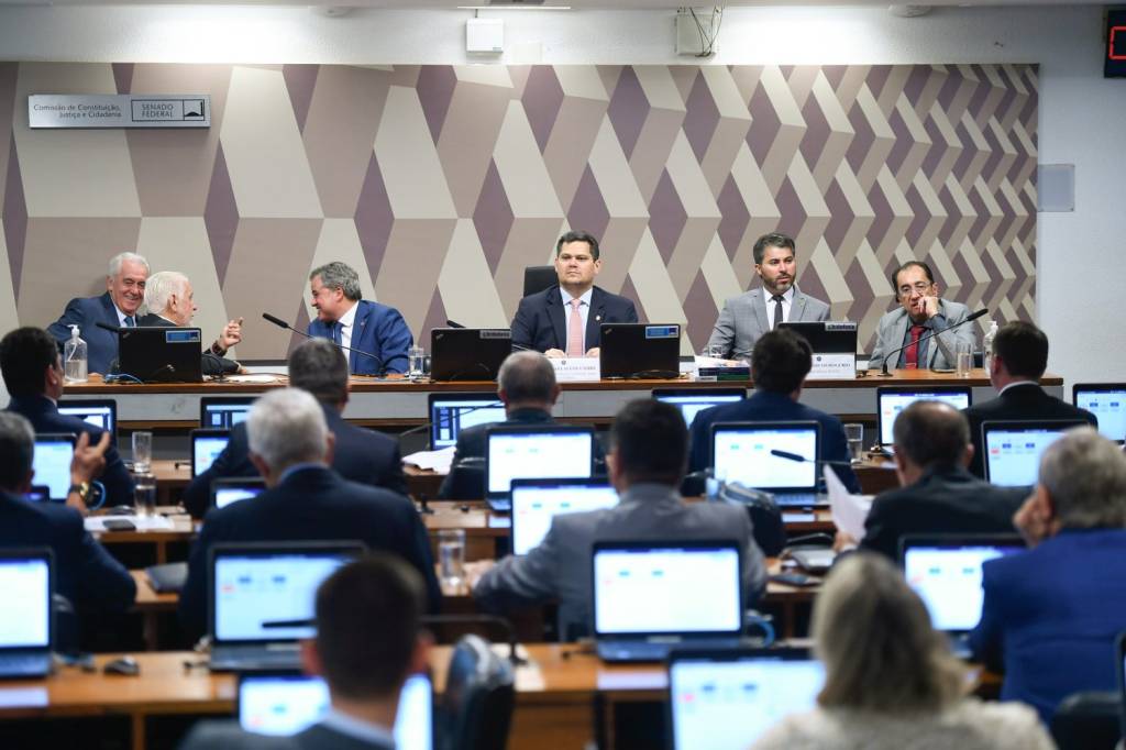 CCJ do Senado sabatina indicados ao TST e CNJ e deve votar PL dos cassinos