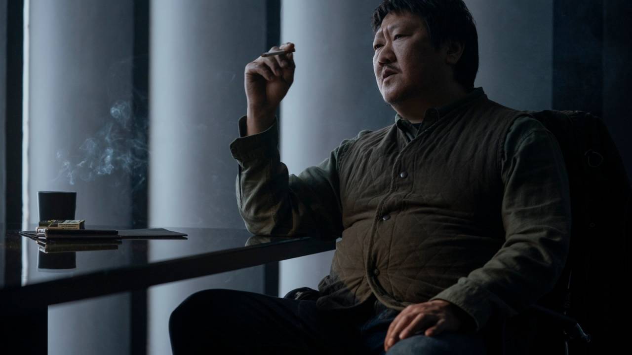 Benedict Wong na série O Problema dos 3 Corpos, da Netflix