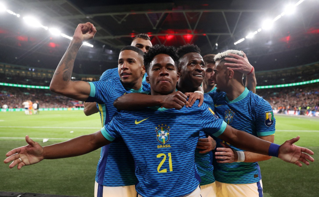 Com gol de Endrick, Brasil vence Inglaterra em Wembley