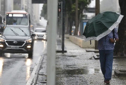 Temporal atinge a cidade do Rio de Janeiro