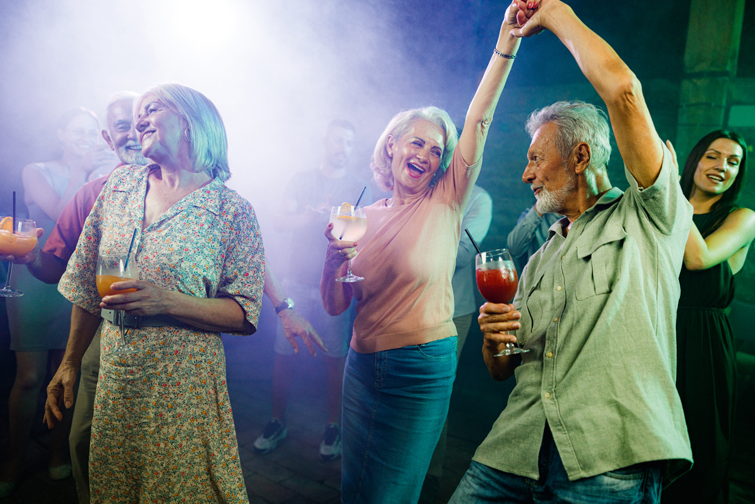 NA PISTA -&ensp;O agito da balada: fim do estere&oacute;tipo das velhinhas dentro de casa