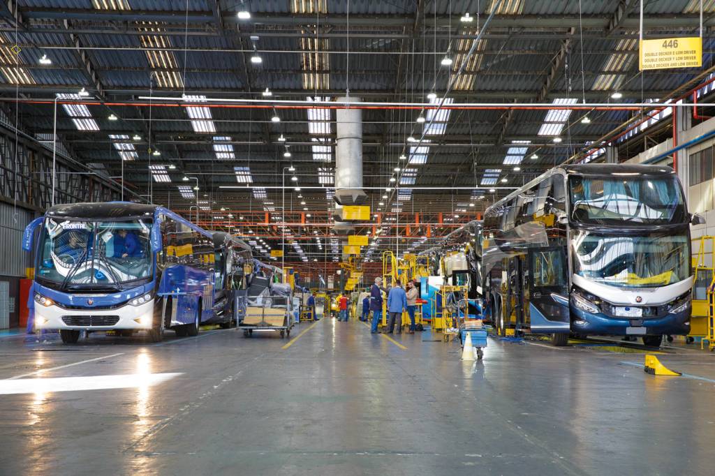 Marcopolo-(3).jpg Vendas em alta: a fabricante gaúcha Marcopolo obteve uma receita 23% maior com seus coletivos no ano passado