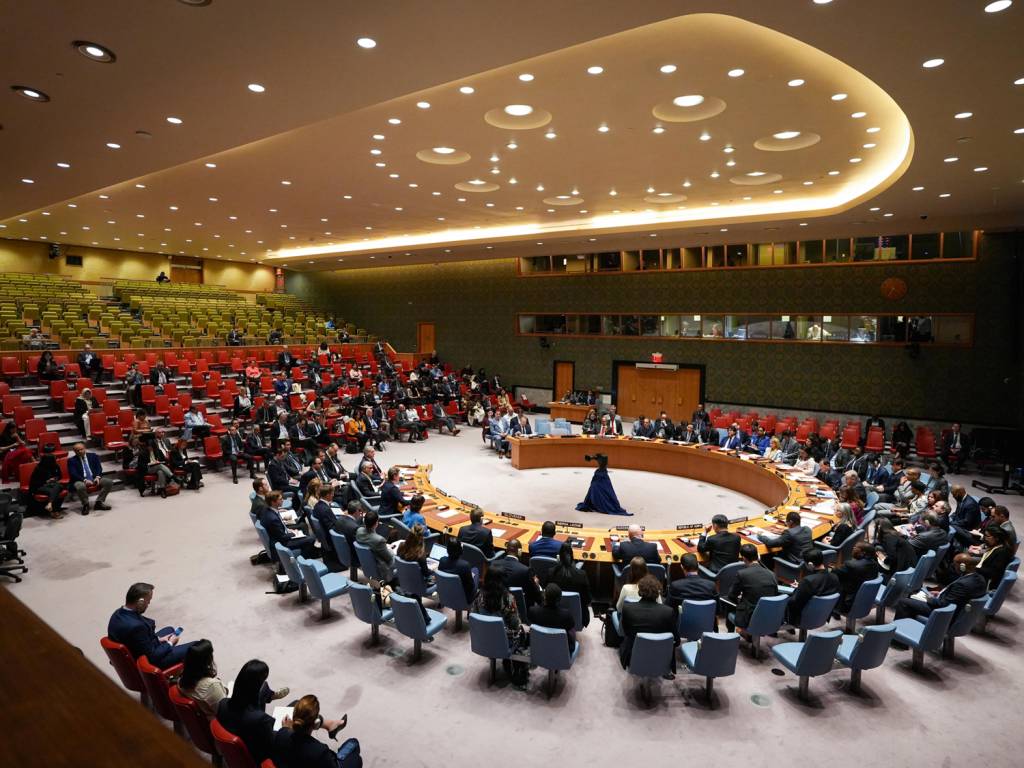 efespphotos342478.jpg PREOCUPAÇÃO - Reunião do Conselho de Segurança da ONU: temor de um conflito em larga escala
