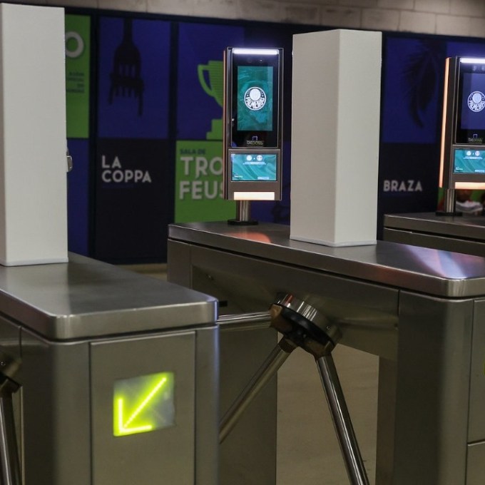 Tecnologia no Allianz Parque mapeou palmeirense que cuspiu em Tite