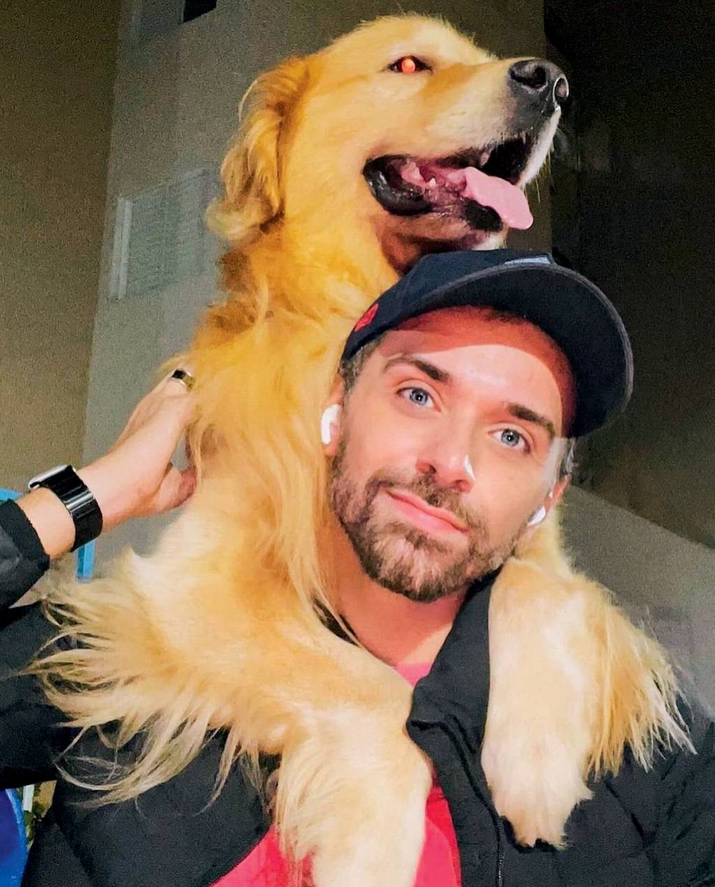 2 – CASO CACHORRO JOCA – JOAO FANTAZZINI JUNIOR 2024 a.jpg AMIZADE - João Fantazzini com seu pet: extravio da caixa de viagem resultou na morte do cãozinho
