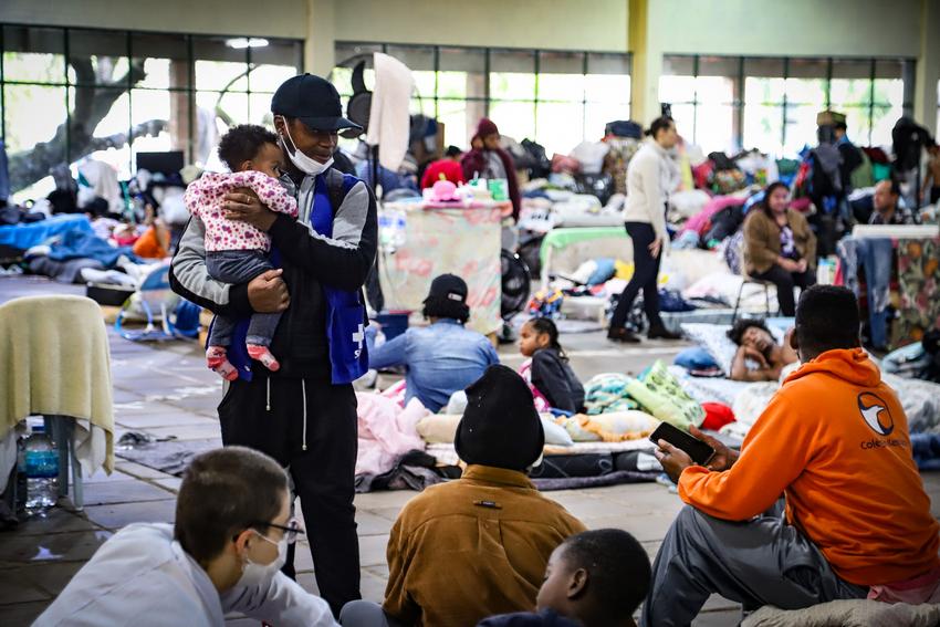 Governo rebate Sebastião Melo sobre falta de ajuda a abrigos: ‘É mentira’