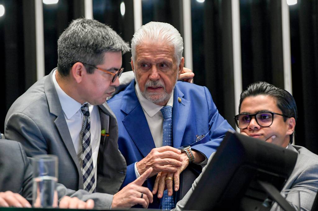 Plenário do Senado REAÇÃO - Randolfe e Wagner: esforço para barrar a ideia