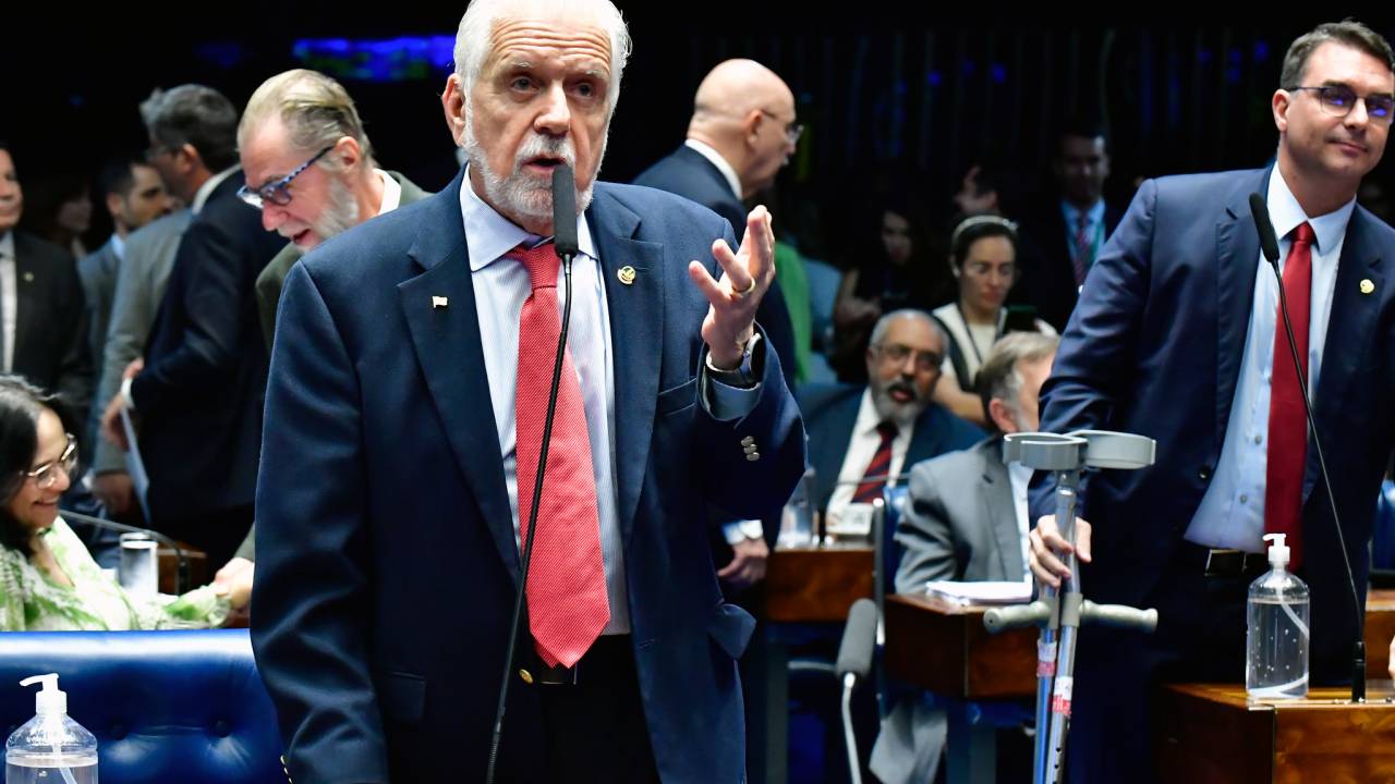 Jaques Wagner: líder do governo no Senado é relator do projeto que recria o DPVAT