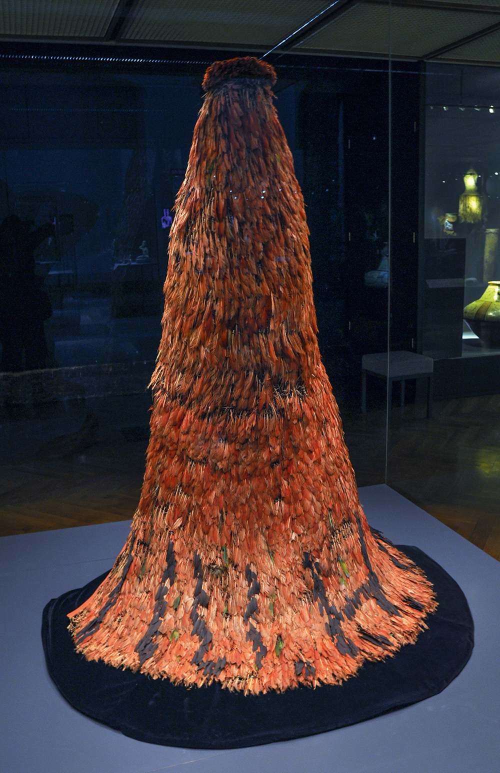Cultures_précolombiennes_MRAH_Tupinamba_Manteau_02_10_2011.jpg DESDE 1689 - Manto tupinambá: a peça voltará, enfim, para o território nacional