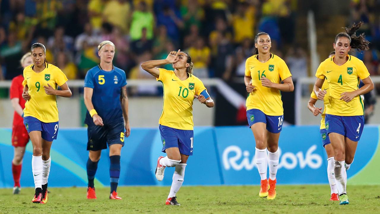 GOL! - Futebol feminino em ação: sediar a Copa do Mundo é boa notícia