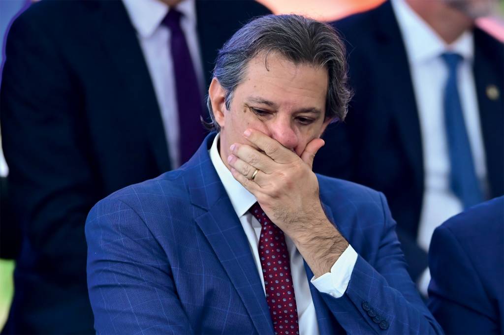 Presidente Lula lanÁa Programa Acredita DESÂNIMO - Haddad: uma das poucas vozes do governo a defender o presidente da estatal