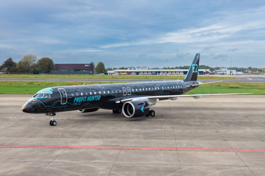 Tech-Eagle-1.jpg Campeão: o E195-E2, com capacidade para 146 passageiros, é o maior jato comercial já desenvolvido pela Embraer