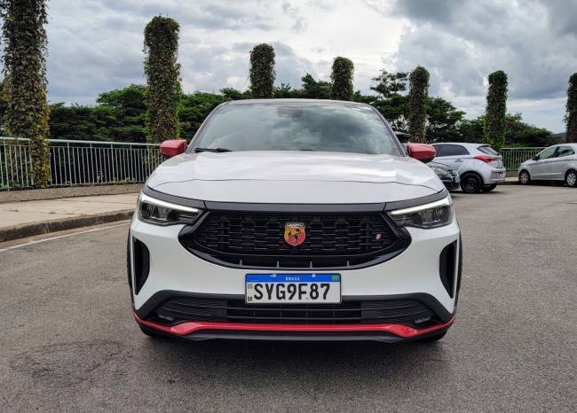 WhatsApp Image 2024-05-02 at 16.17.43 (1) Pulse Abarth é o primeiro SUV
