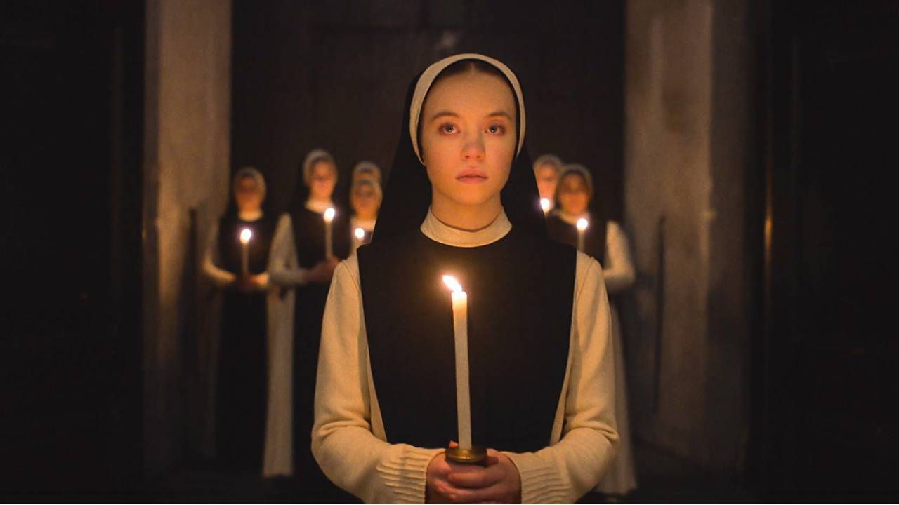 MEDO FEMININO - Sydney Sweeney em Imaculada: jovem forçada a ter suposto Messias