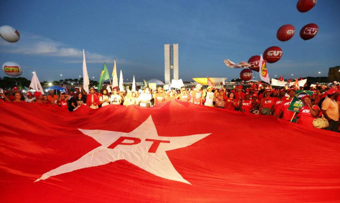 Bandeira do PT, em Brasília