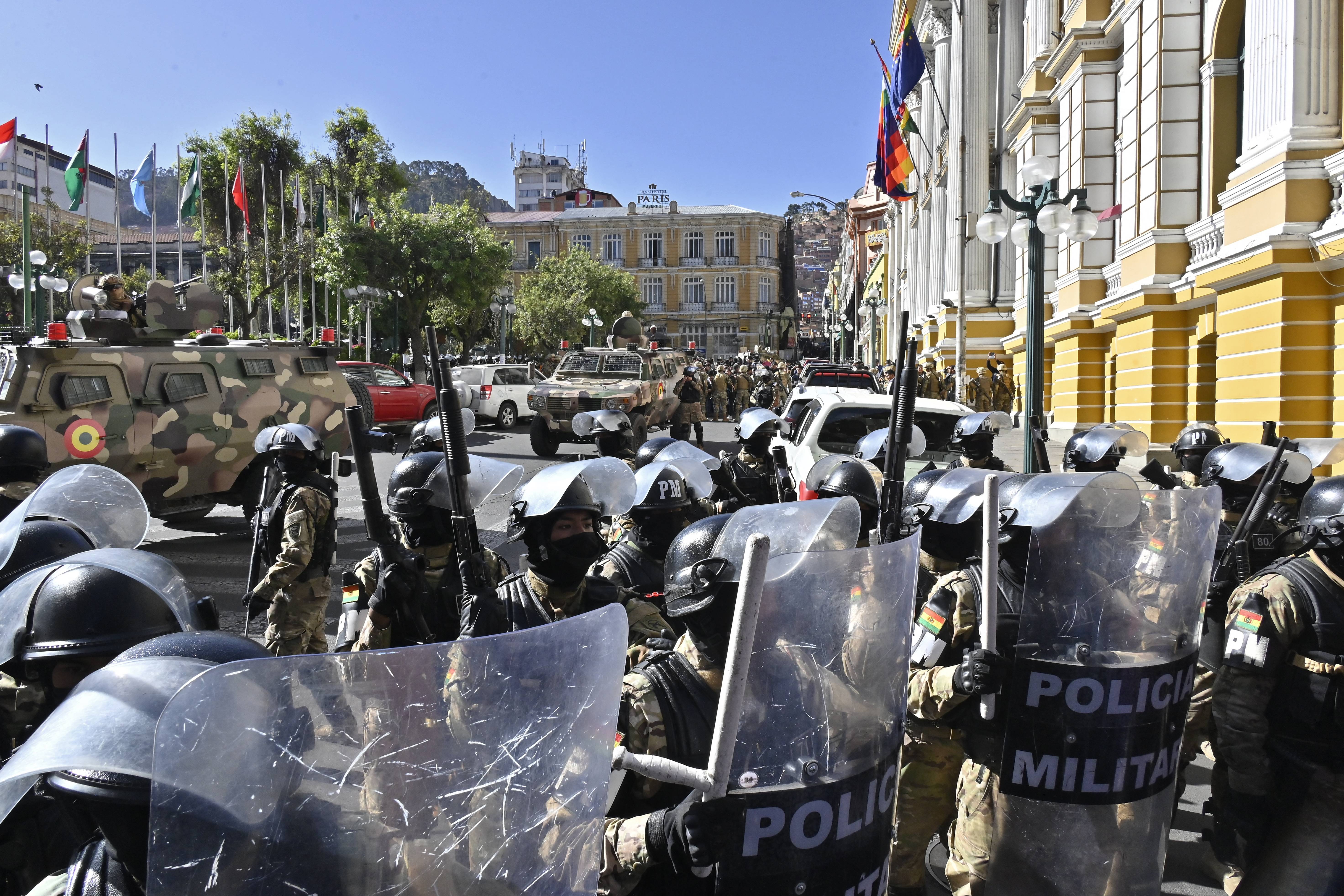 MP da Bolívia acusa de terrorismo suspeitos de tentativa de golpe militar