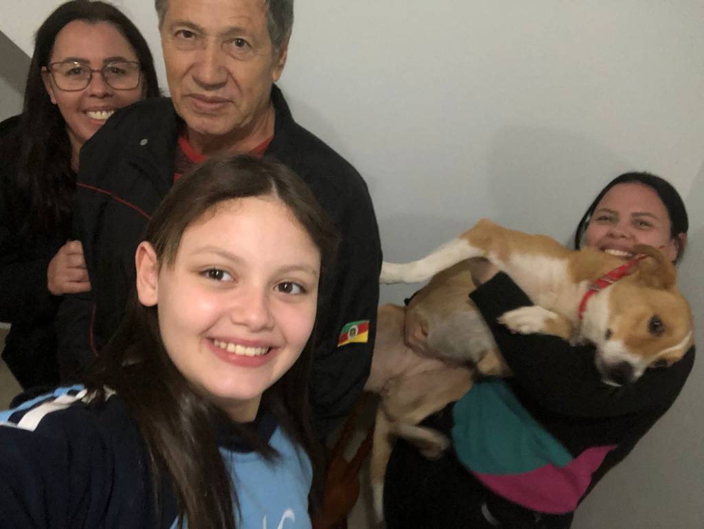 princesa PRINCESA: Família foi até a cidade de Canoas ao encontro da cachorra