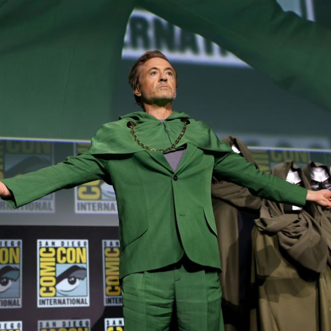 Trailer de ‘Vingadores: Doutor Destino’ revela possível personagem inédito no MCU
