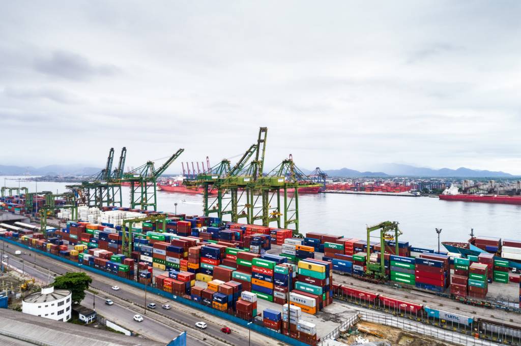GettyImages-923749430.jpg FEZ ÁGUA - Porto de Santos: plano de privatização abandonado pelo governo federal