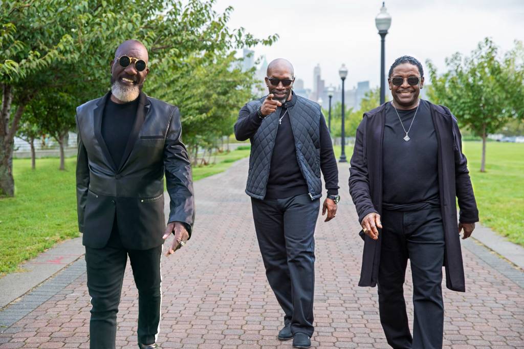 Lendário grupo de R&B e soul, The Manhattans, faz show em SP