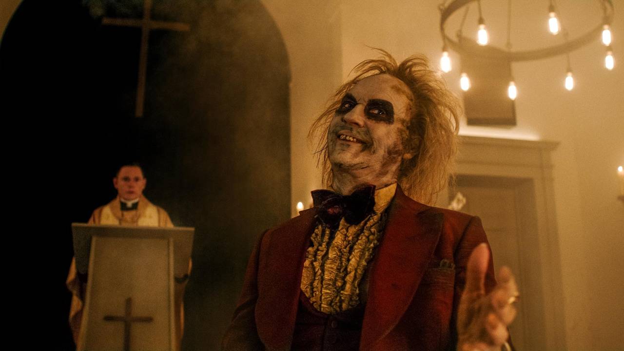 Michael Keaton retorna ao papel de Beetlejuice em 'Os Fantasmas Ainda Se Divertem'
