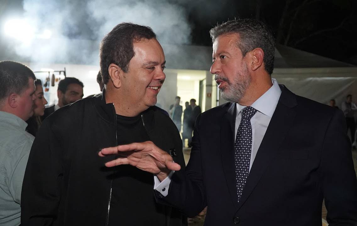 Elmar Nascimento e Arthur Lira durante evento na última semana