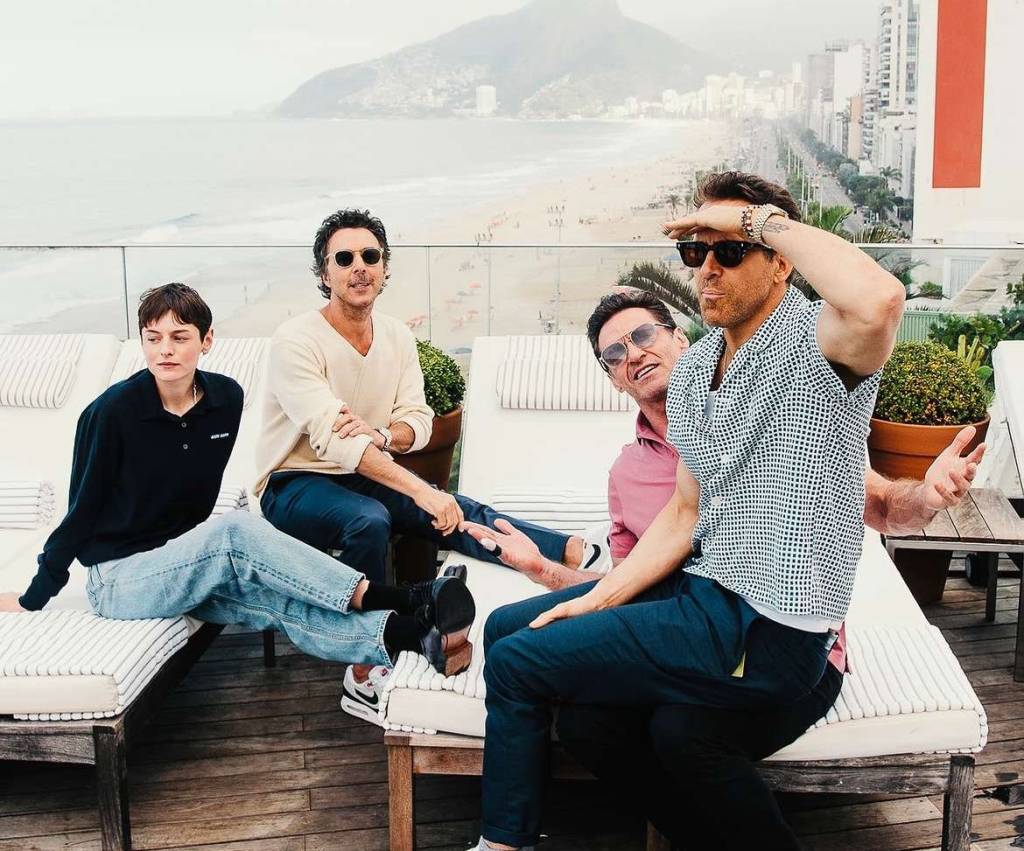 Hugh Jackman se derrete pelo Rio de Janeiro ao abrir álbum de fotos