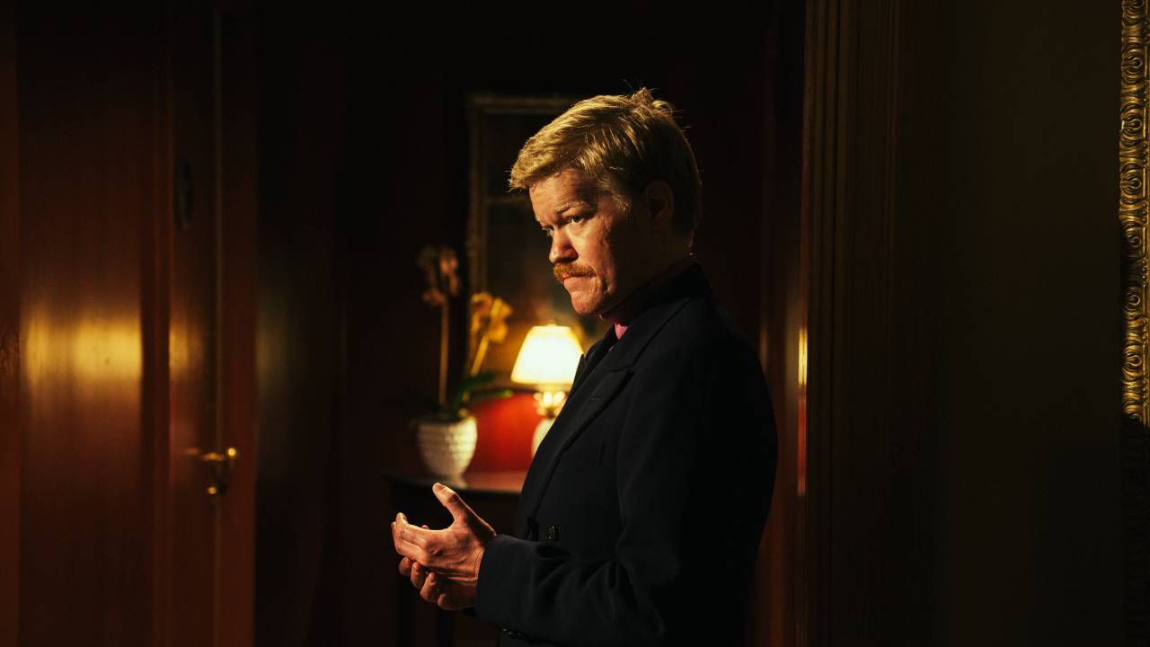 Jesse Plemons vive três personagens diferentes em 'Tipos de Gentileza'