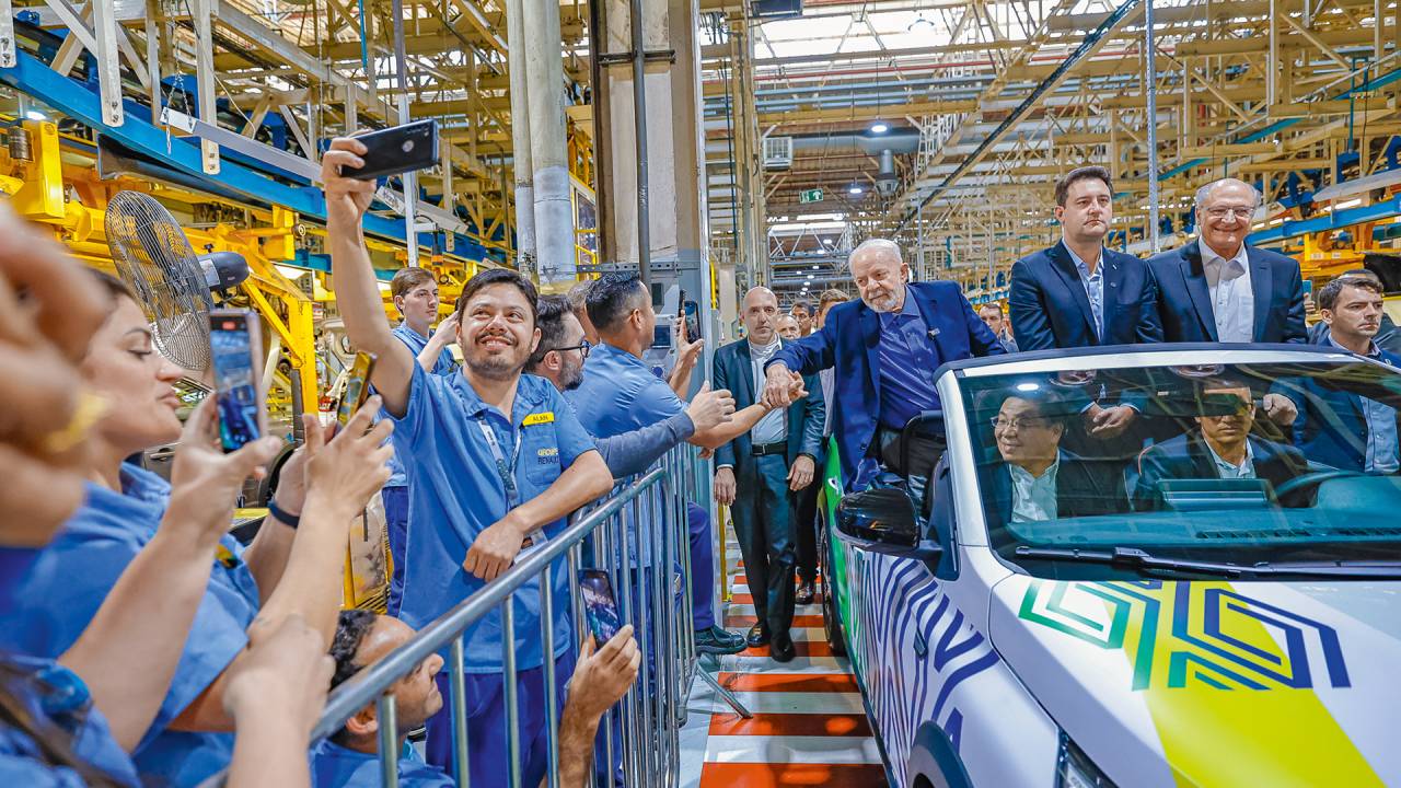 OBJETIVO - Ratinho Junior sobre evento com Lula: “Participo de qualquer agenda em que o interesse público esteja em jogo”