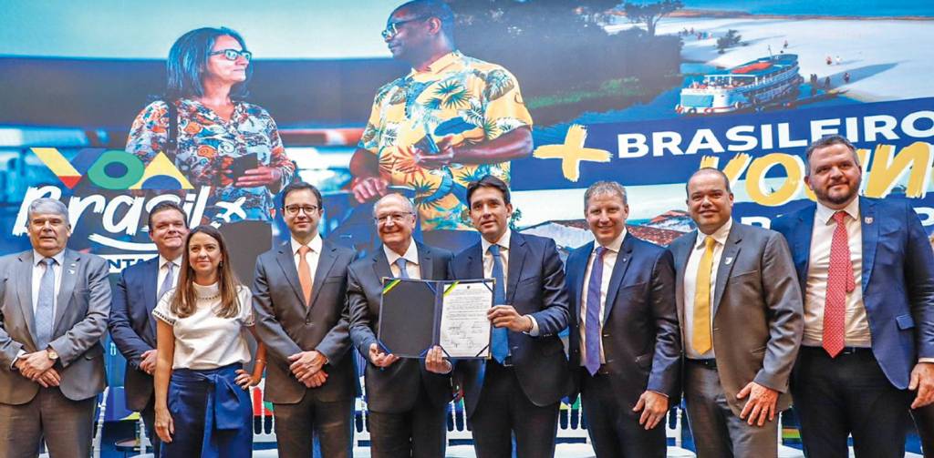 2—CERIMONIA—VOA-BRASIL-2024-7-a.jpg CADÊ ELE? - Lançamento da iniciativa: ausência de Lula não passou despercebida