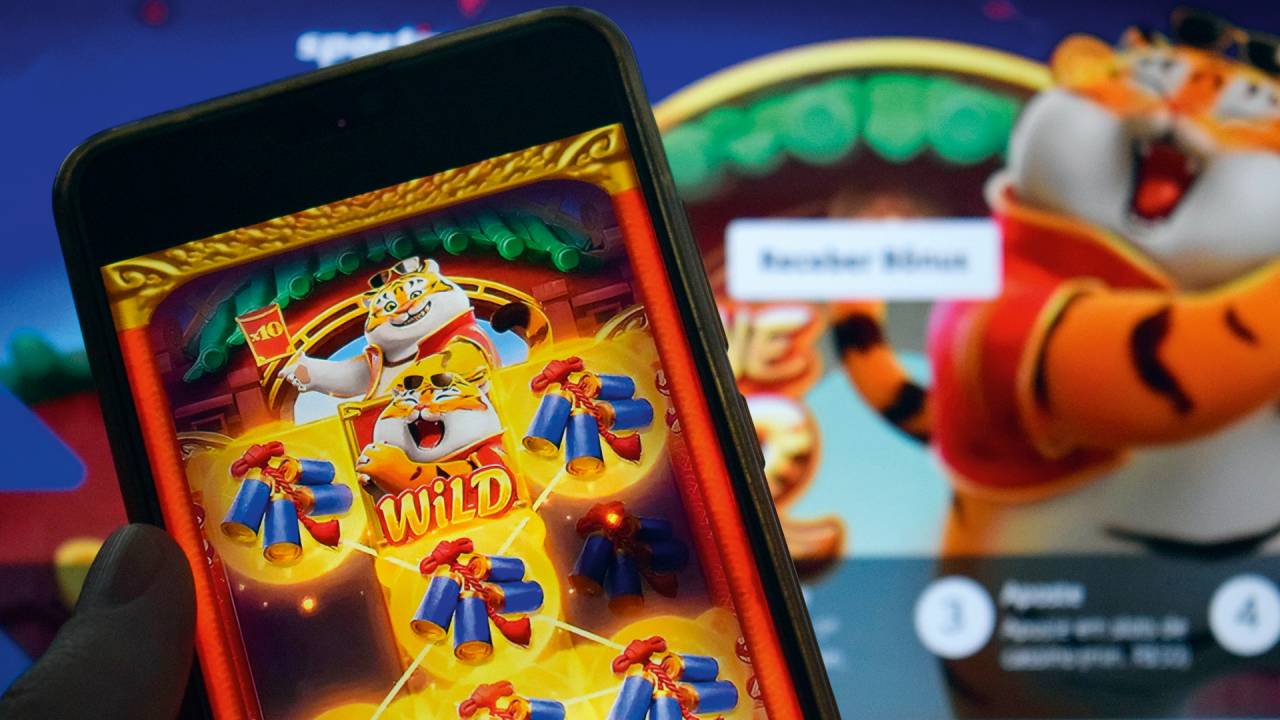 ILEGAL - O perigoso “Jogo do Tigrinho”: mesmo proibido, é um dos mais populares nos celulares