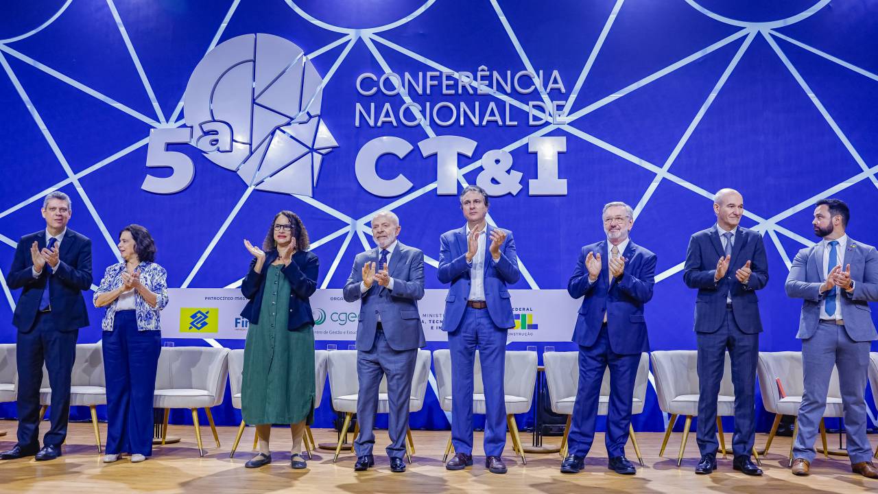 O presidente Luiz Inácio Lula da Silva, durante a cerimônia de abertura da 5ª Conferência Nacional de Ciência, Tecnologia e Inovação (CNCTI), no Espaço Brasil 21. Brasília