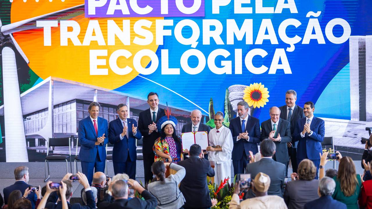 Cerimônia de Assinatura do Pacto pela Transformação Ecológica entre os Três Poderes do Estado Brasileiro