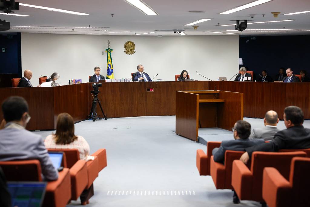Por 4 a 1, STF condena todos os réus do núcleo 4 da trama golpista