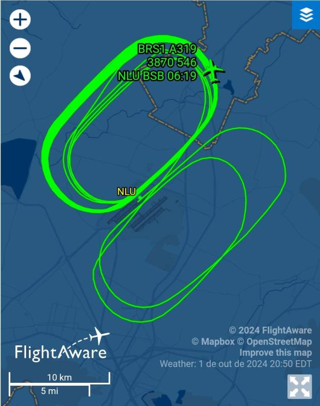 Imagem de radar mostra o avião em que estava o presidente Lula rondando aeroporto da Cidade do México, nesta terça-feira Imagem de radar mostra o avião em que estava o presidente Lula rondando aeroporto da Cidade do México, nesta terça-feira