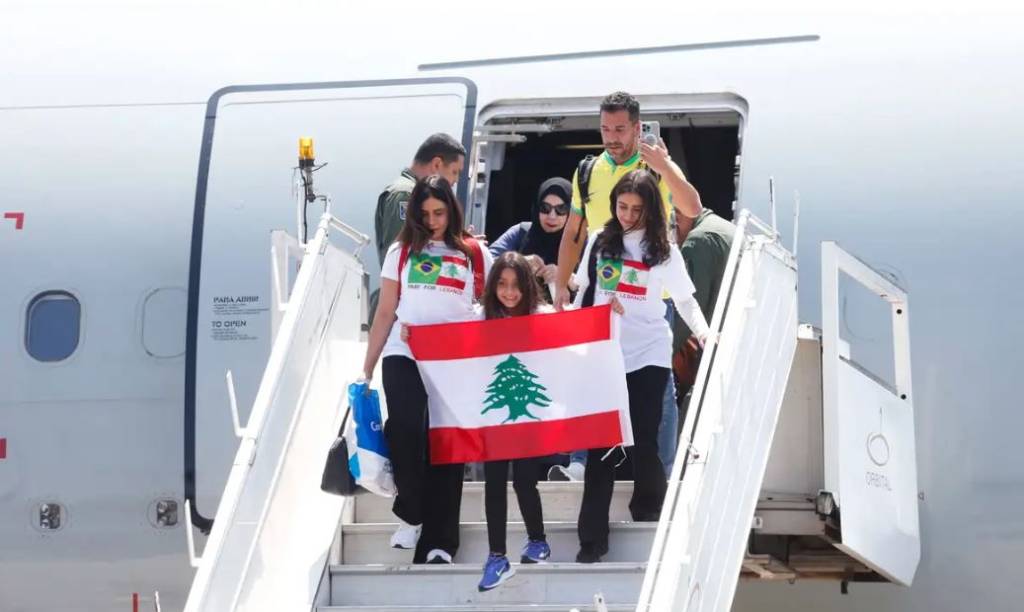 Itamaraty prepara planos alternativos para repatriar brasileiros do Líbano