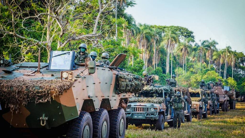 Exercito VENEZUELA - Vigias na fronteira: restrições podem comprometer operações