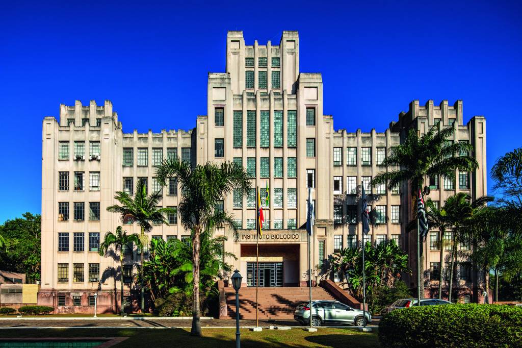 Localizado na Vila Mariana, o palácio teve a caixilharia desenvolvida nas oficinas do Liceu e parte expressiva da coleção de mobiliário - Localizado na Vila Mariana, o palácio teve a caixilharia desenvolvida nas oficinas do Liceu e parte expressiva da coleção de mobiliário -