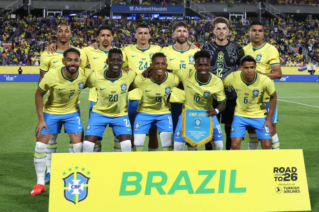 Seleção brasileira durante amistoso