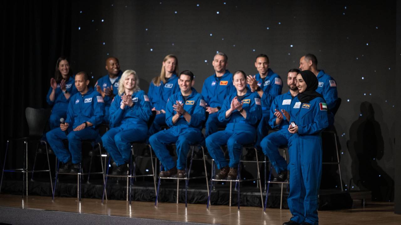 FORMATURA NASA - Primeira astronauta árabe: Nora Al Matrooshi