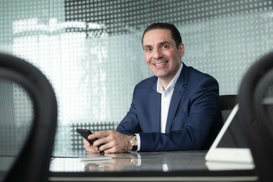 As empresas ainda não se sentem preparadas para usar IA, diz CEO da Cisco
